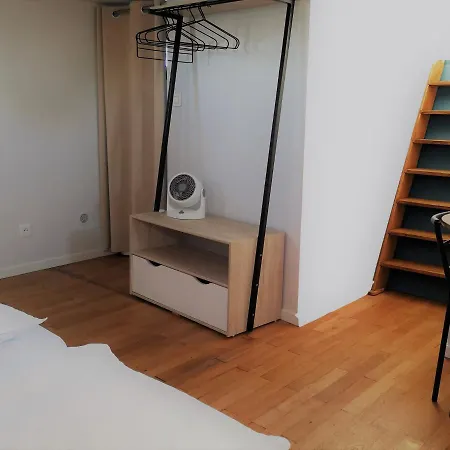 Peniche Chopine Panzió Beaucaire